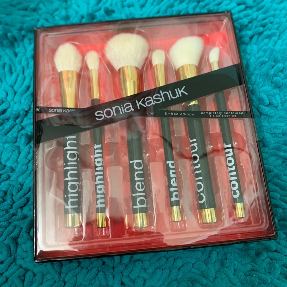 Sonia kashuk completely contoured brush set